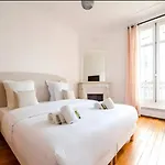 Tbs 324 - Superb Apartment With Eiffel Tower View