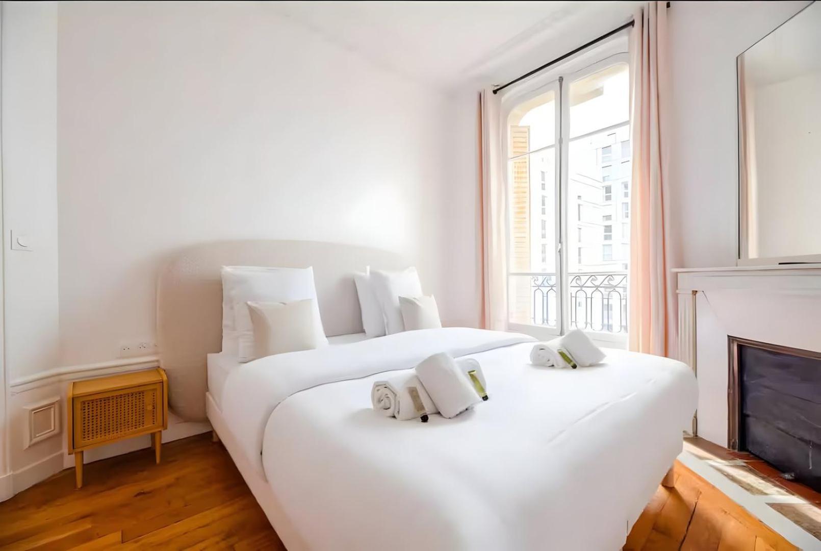 Apartment Tbs 324 - Superb With Eiffel Tower View Paris