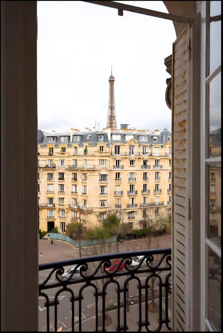 Tbs 324 - Superb With Eiffel Tower View Paris