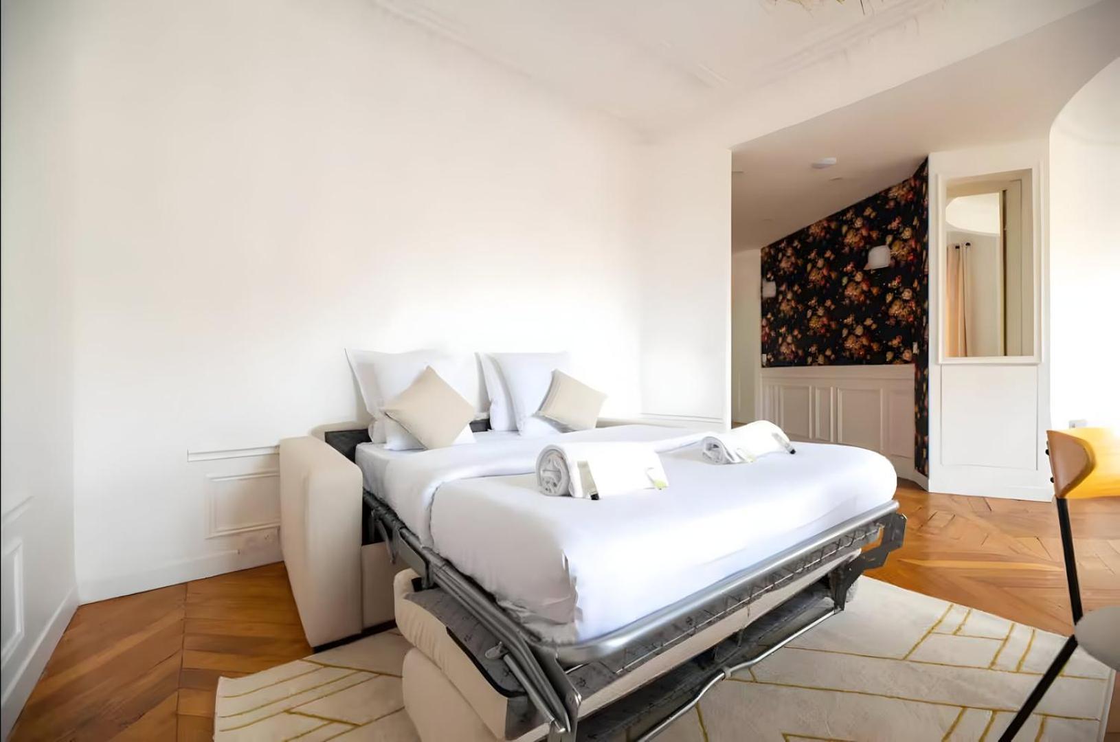 Tbs 324 - Superb With Eiffel Tower View Apartment *